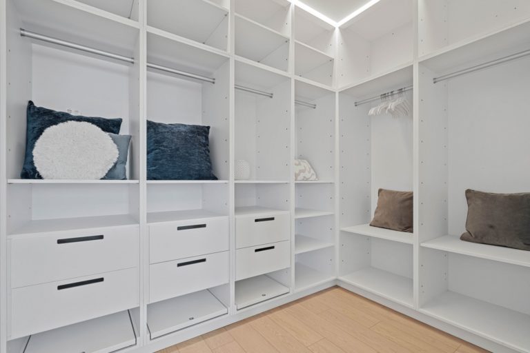 940 Castro St-29